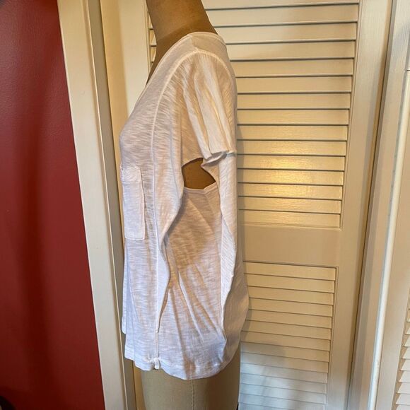 SPLENDID | white semi sheer pocket top M - Picture 5 of 8
